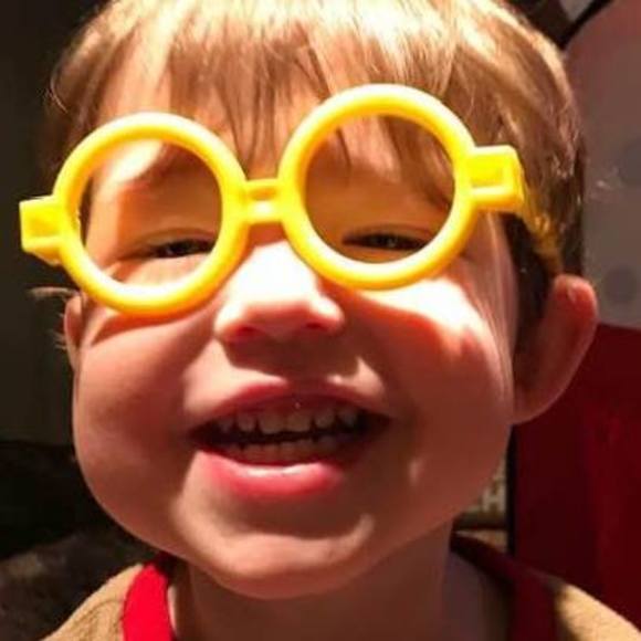 Meet your Posher, David - Picture 1 of 1